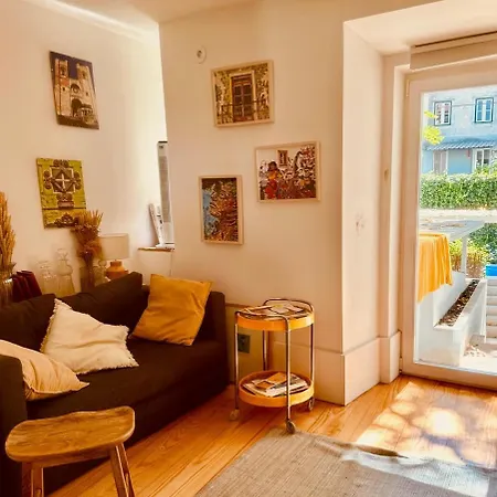 Cozy 1br, Private Terrace & Pool - Estrela | By Airnest Διαμέρισμα