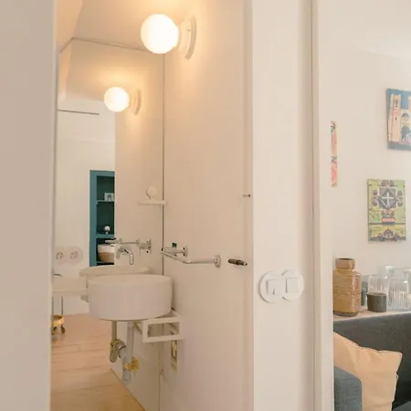 Lägenhet Cozy 1br, Private Terrace & Pool - Estrela | By Airnest