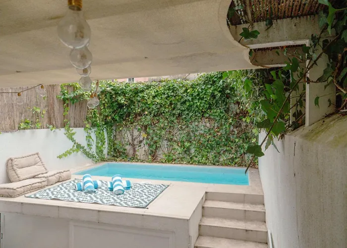 Cozy 1br, Private Terrace & Pool - Estrela | By Airnest *