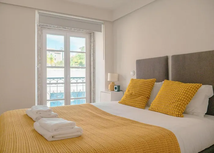 Διαμέρισμα Cozy 1br, Private Terrace & Pool - Estrela | By Airnest