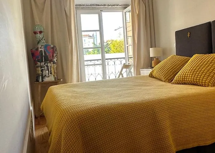 Διαμέρισμα Cozy 1br, Private Terrace & Pool - Estrela | By Airnest *