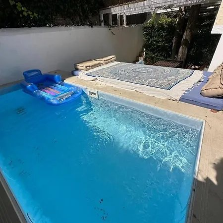 Cozy 1br, Private Terrace & Pool - Estrela | By Airnest Apartment